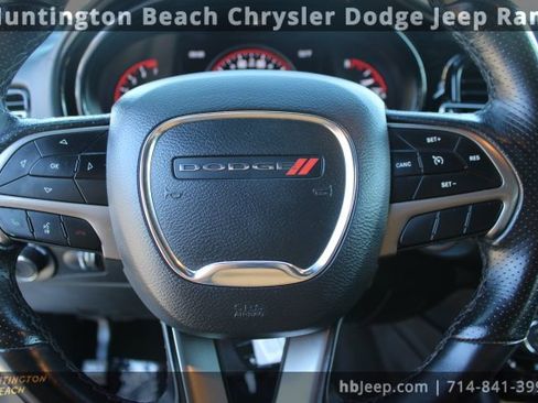 Used 2023 Dodge Durango SXT image 19