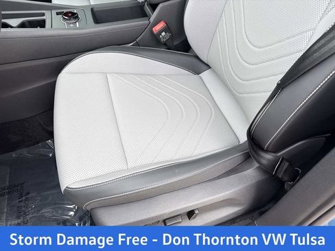 New 2026 Volkswagen Tiguan SE R-Line AWD/4WD image 15