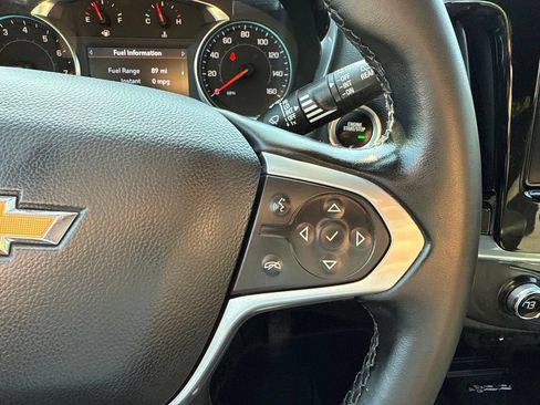 Used 2023 Chevrolet Traverse LT w/ LPO, Floor Liner Package AWD/4WD image 18