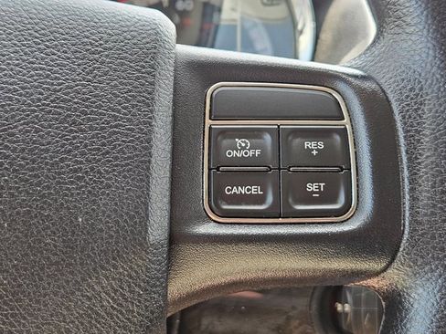 Used 2019 Dodge Grand Caravan SE w/ UConnect Hands-Free Group FWD image 28