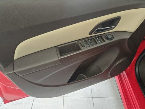 Used 2015 Chevrolet Cruze LT w/ RS Package image 18