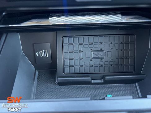 New 2025 Ford F150 Lariat w/ Equipment Group 502A High image 32