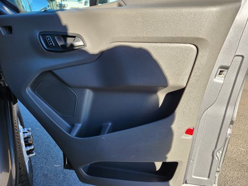 Used 2023 Ford Transit 350 XL image 19