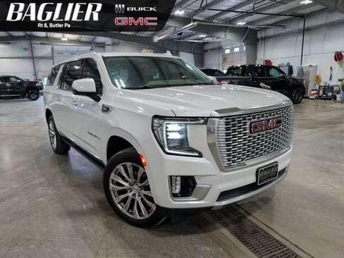 Used 2023 GMC Yukon XL Denali AWD/4WD image 1
