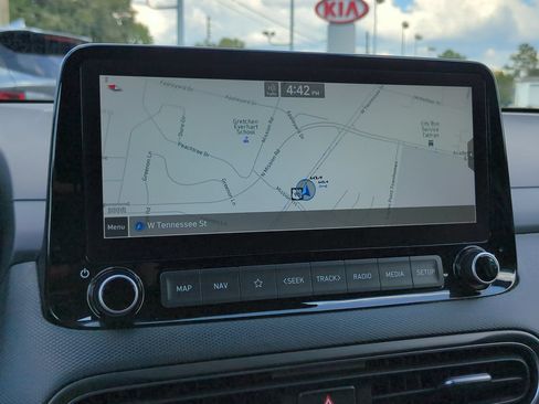 Used 2022 Hyundai Kona Limited FWD image 22