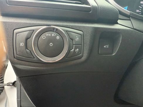 Used 2019 Ford Fusion Energi Titanium image 16