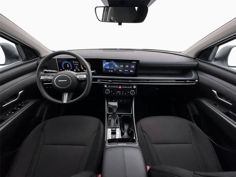 New 2026 Hyundai Tucson SEL FWD image 32