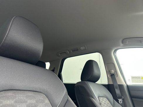 New 2025 Nissan Pathfinder SV image 18