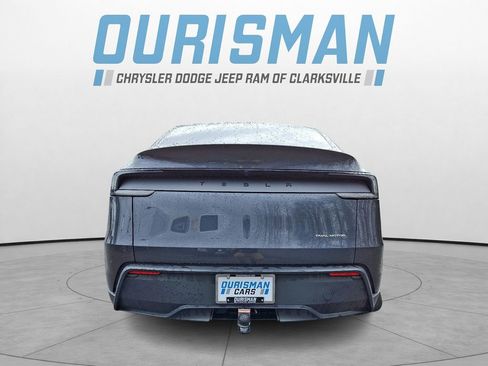 Used 2026 Tesla Model Y Long Range image 5