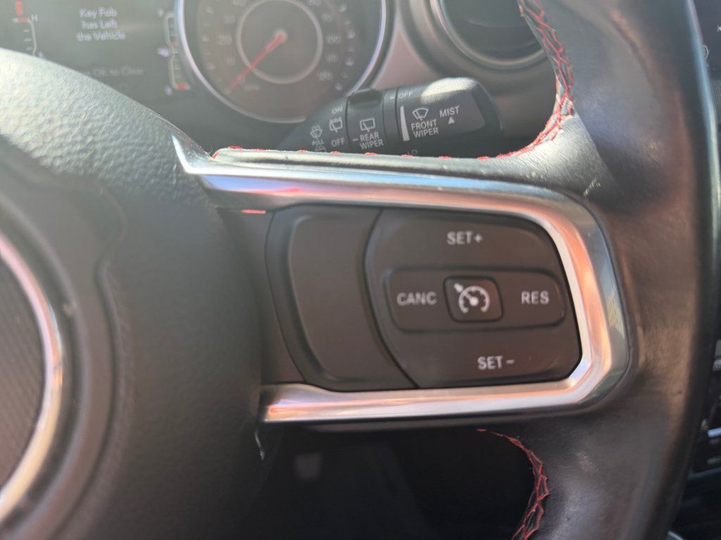 Used 2018 Jeep Wrangler Unlimited Rubicon AWD/4WD image 33