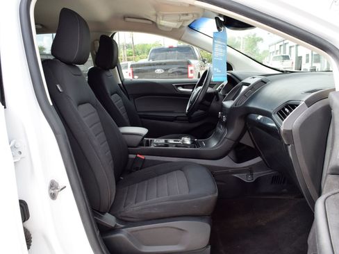 Certified 2020 Ford Edge SE FWD image 22
