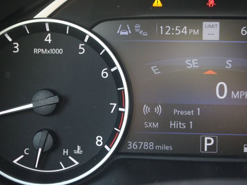 Used 2020 Nissan Murano Platinum image 27