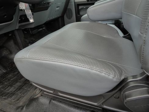 Used 2023 Ford F650 2WD Regular Cab Super Duty image 22