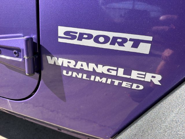 Used 2017 Jeep Wrangler Unlimited Sport w/ Quick Order Package 24S AWD/4WD image 9