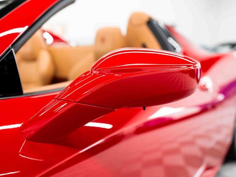 Used 2013 Ferrari 458 Spider RWD image 39