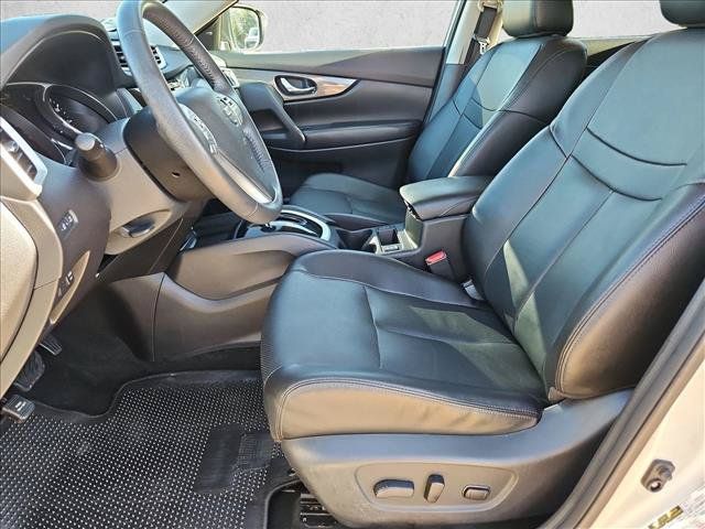 Used 2016 Nissan Rogue SL w/ SL Premium Package AWD/4WD image 17