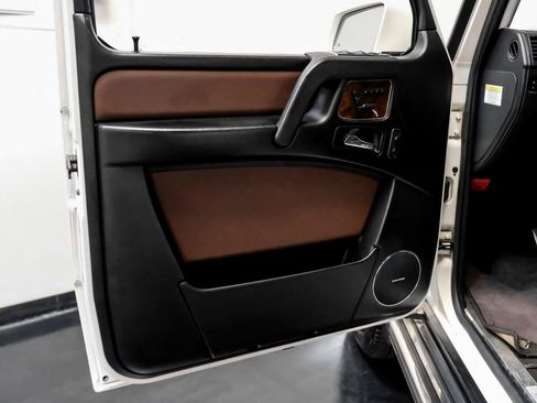 Used 2014 Mercedes-Benz G 550 image 40