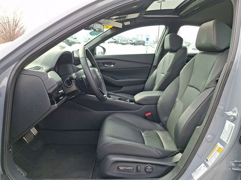 Used 2025 Honda Accord Sport image 16
