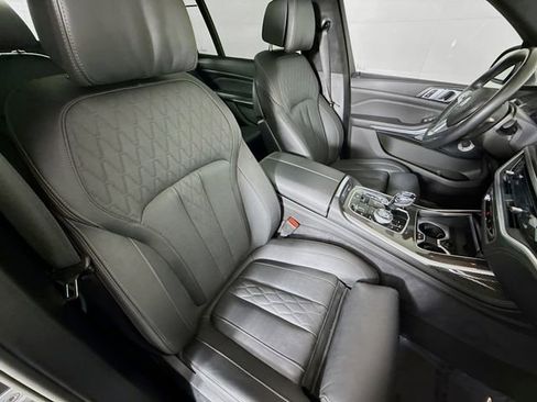 Used 2024 BMW ALPINA XB7 AWD/4WD image 31
