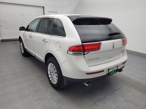 Used 2014 Lincoln MKX FWD image 5