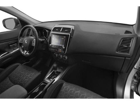 Used 2023 Mitsubishi Outlander Sport SE AWD/4WD image 34