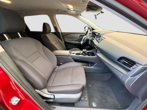 Used 2023 Nissan Rogue S AWD/4WD image 27
