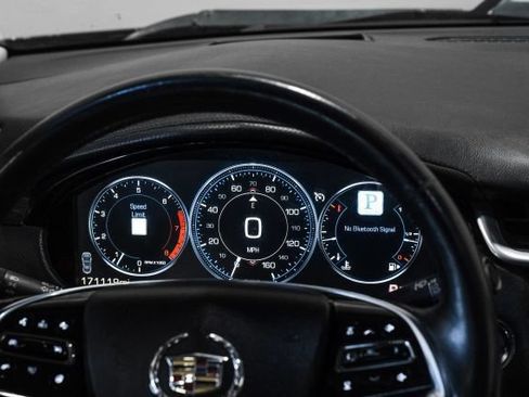 Used 2013 Cadillac XTS Premium FWD image 18