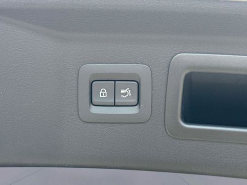 Certified 2025 MAZDA CX-90 3.3 Turbo w/ Preferred Package image 12