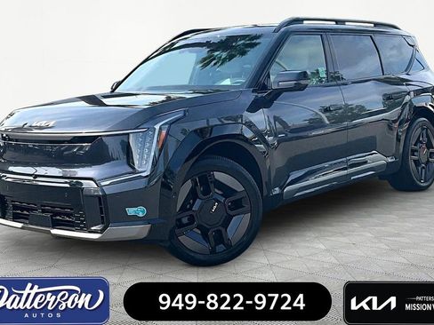 Used 2025 Kia EV9 GT-Line image 1