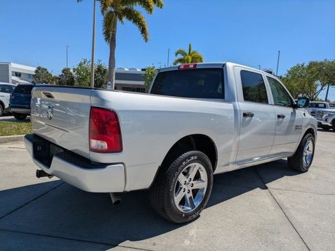 Used 2017 RAM 1500 Express RWD image 6