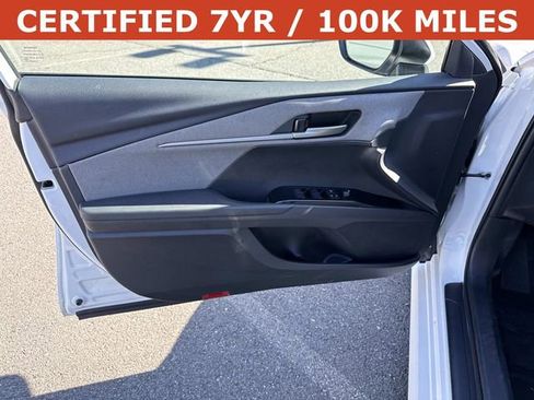 Used 2025 Toyota Camry LE FWD image 13