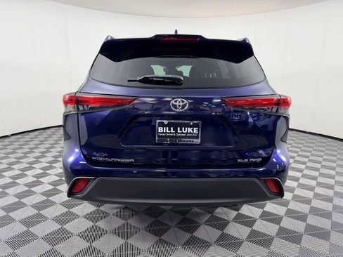 Used 2021 Toyota Highlander XLE image 8