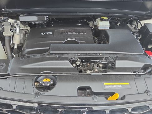 Used 2020 Nissan Pathfinder SL AWD/4WD image 22