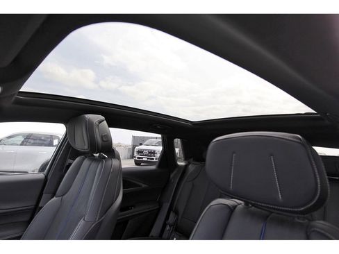 New 2026 Cadillac Lyriq Luxury image 23