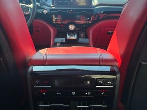 Used 2025 Acura MDX A-Spec image 35