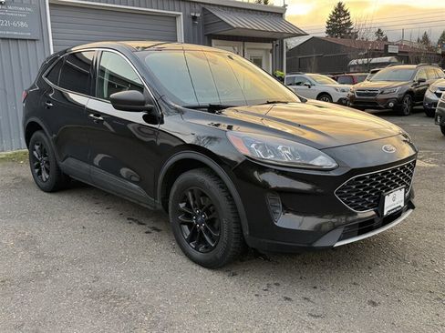 Used 2022 Ford Escape SE AWD/4WD image 6