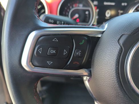 Used 2022 Jeep Wrangler Unlimited Rubicon AWD/4WD image 22