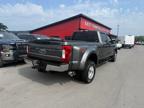 Used 2017 Ford F350 XL w/ STX Appearance Package AWD/4WD image 4