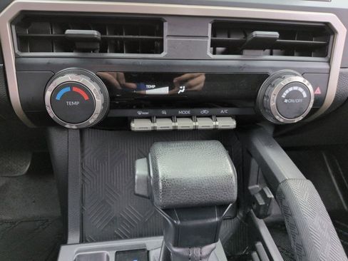 Used 2024 Toyota Tacoma SR image 18