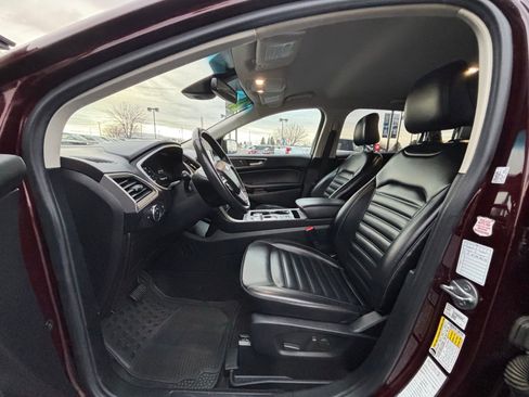 Used 2021 Ford Edge SEL image 12