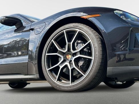 Used 2025 Porsche Taycan AWD/4WD image 9