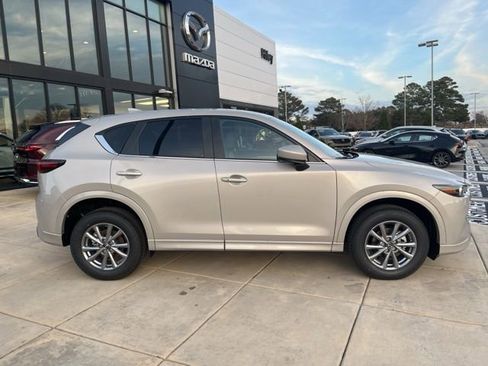 New 2025 MAZDA CX-5 AWD 2.5 S w/ Select Package image 3