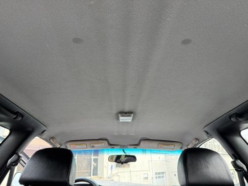 Used 2000 Isuzu VehiCROSS image 25