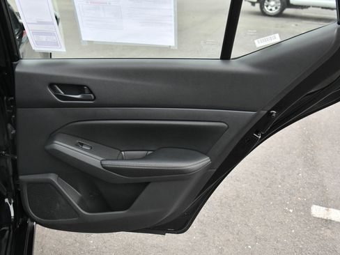 Used 2024 Nissan Altima 2.5 SV image 36