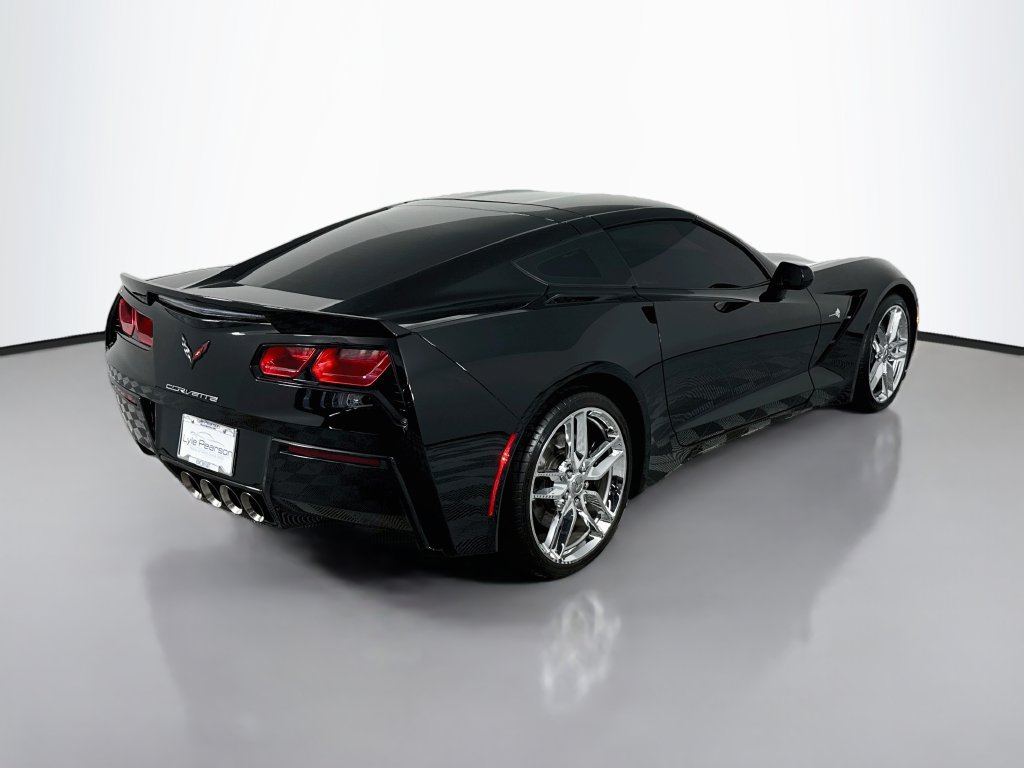 Used 2015 Chevrolet Corvette Stingray Coupe w/ 3LT Preferred Equipment Group RWD image 9