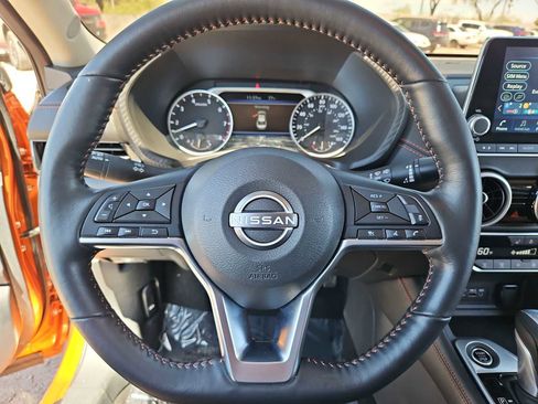 Used 2025 Nissan Sentra SR w/ SR Premium Package image 22