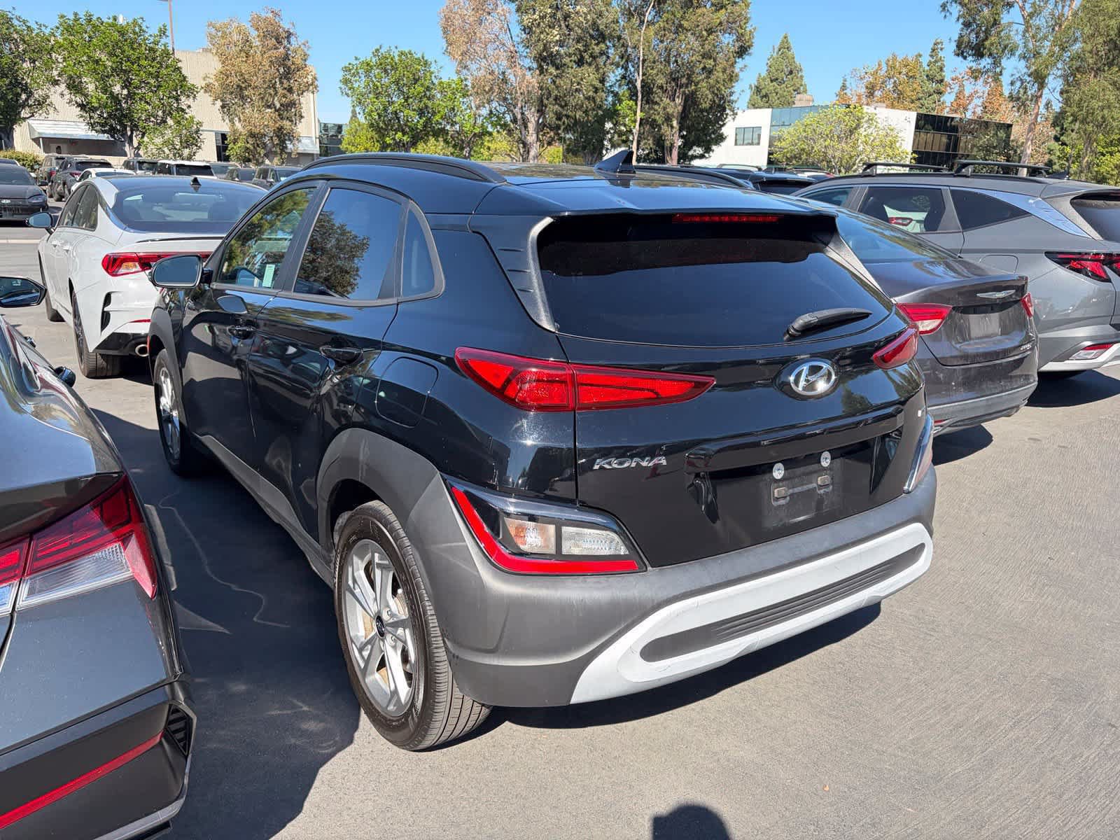 Certified 2023 Hyundai Kona SEL AWD/4WD image 4