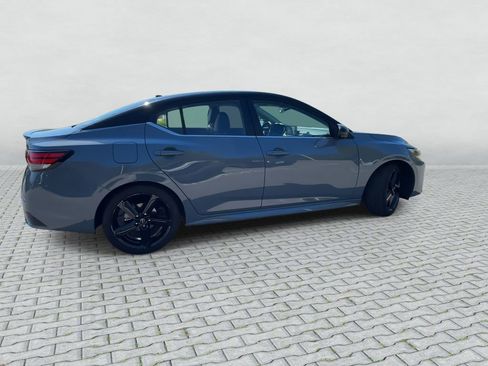 Used 2024 Nissan Sentra SR w/ SR Premium Package FWD image 8