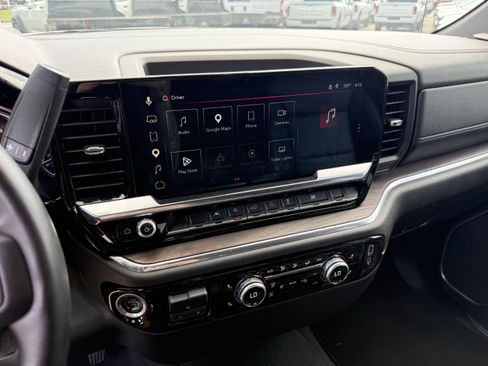 Used 2025 GMC Sierra 1500 SLT AWD/4WD image 20