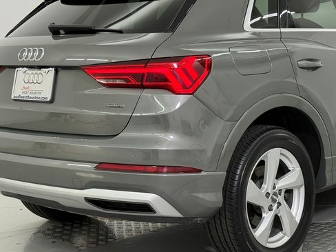Used 2020 Audi Q3 2.0T Premium Plus w/ Premium Plus Package image 13
